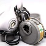 Gas mask for spray painting, chemical pesticides, and paint odours KN95 dual-canister gas mask with facepiece